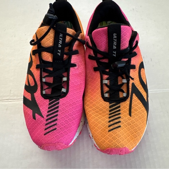 Zoot Vibrant Pink and Orange Athletic Shoes - Picture 2 of 10